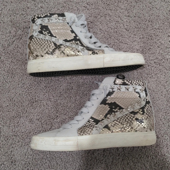 Vintage Havana Snake Skin Print Studded Mid High Top Sneakers Size 4.5 - Picture 5 of 8